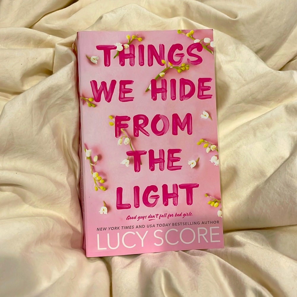Lucy Score: things we hide from the light